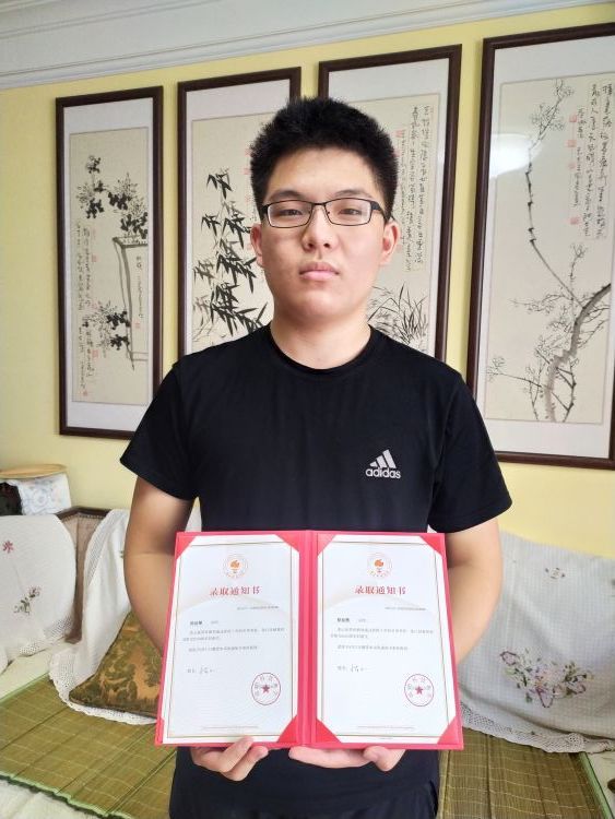 抵青|首批高考录取通知书抵青岛 一起听听他们的心里话