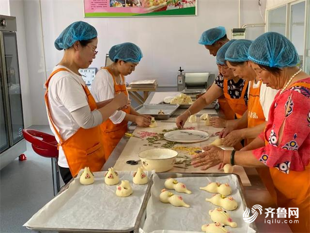 |乡村车间变身致富“梦工厂” 威海高新区马石泊村发展花饽饽产业助振兴