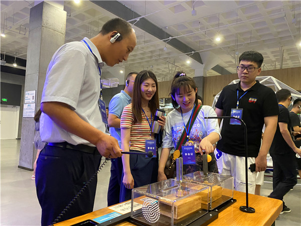 |老厂房变科学探索中心 51岁的海信玩出新花样