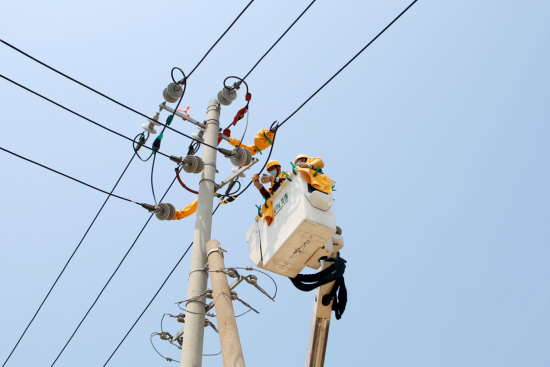 |国网青岛供电公司：积极迎战高温高荷保供电