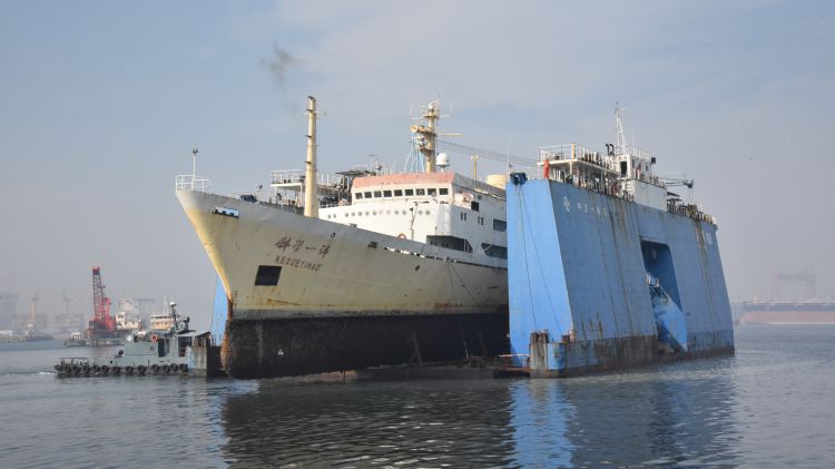 科考船|退役远洋科考船“科学一号” 正式入驻古镇口核心区！