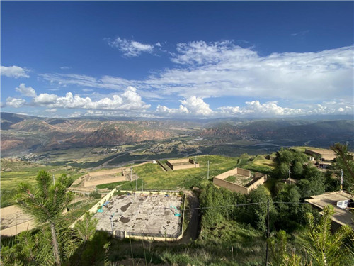 |【你笑起来真好看】青海黄南州黄乃亥乡：一口甘甜沁心田 源源清泉润小康