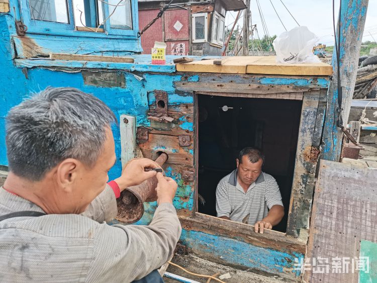 倒计时|出海倒计时！青岛沙子口南姜码头内渔民为出海做准备