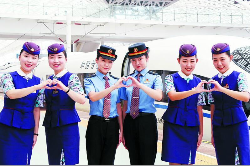 |三对孪生姐妹花怀揣青春梦想 扎根铁路青岛客运段