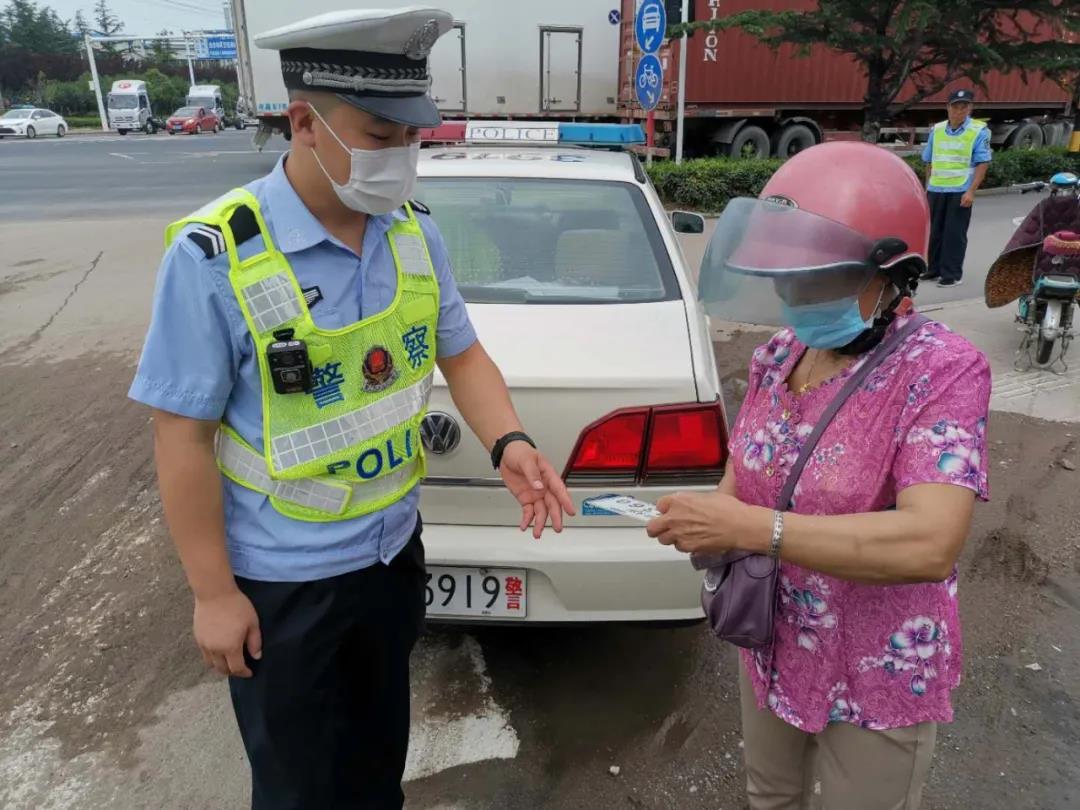 |七夕我超暖|交警蜀黍挂牌小分队时刻等你来！