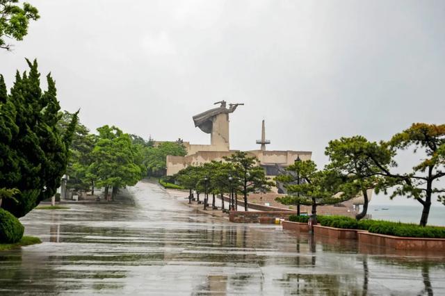 采风|胶东经济圈网络媒体联盟采风团打卡威海刘公岛