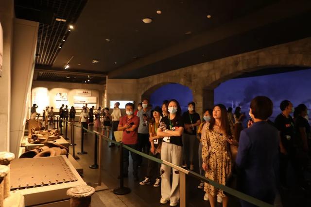 采风|胶东经济圈网络媒体联盟采风团打卡威海刘公岛