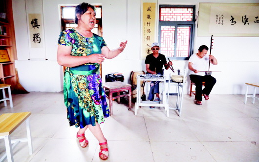 |平度姚家荆戈庄村：柳腔剧团传承80多年 乡愁文化成发展新动能