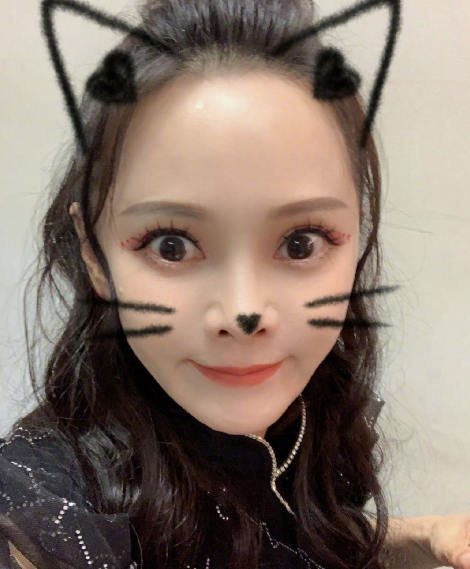 |伊能靜為阿朵寫小作文：你是乘風破浪的精神之一