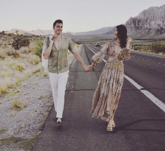 |陳赫曬與兩女兒溫馨合照妹妹正臉曝光 前妻許婧七夕與男友秀恩愛甜蜜爆棚