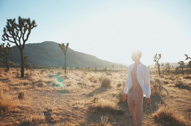 |陳赫曬與兩女兒溫馨合照妹妹正臉曝光 前妻許婧七夕與男友秀恩愛甜蜜爆棚