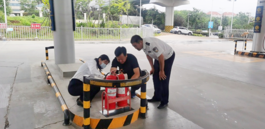 |加强重点监管 突出专项整治——青岛市崂山区中韩街道开展危险化学品专项整治行动