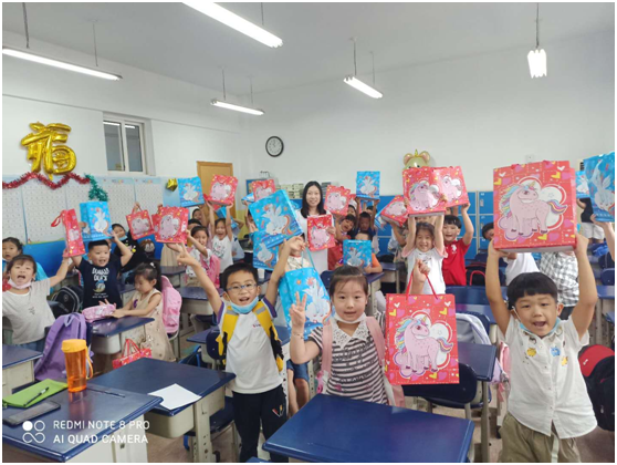 萌童|青岛天山小学：萌童入学 特殊礼物送给你