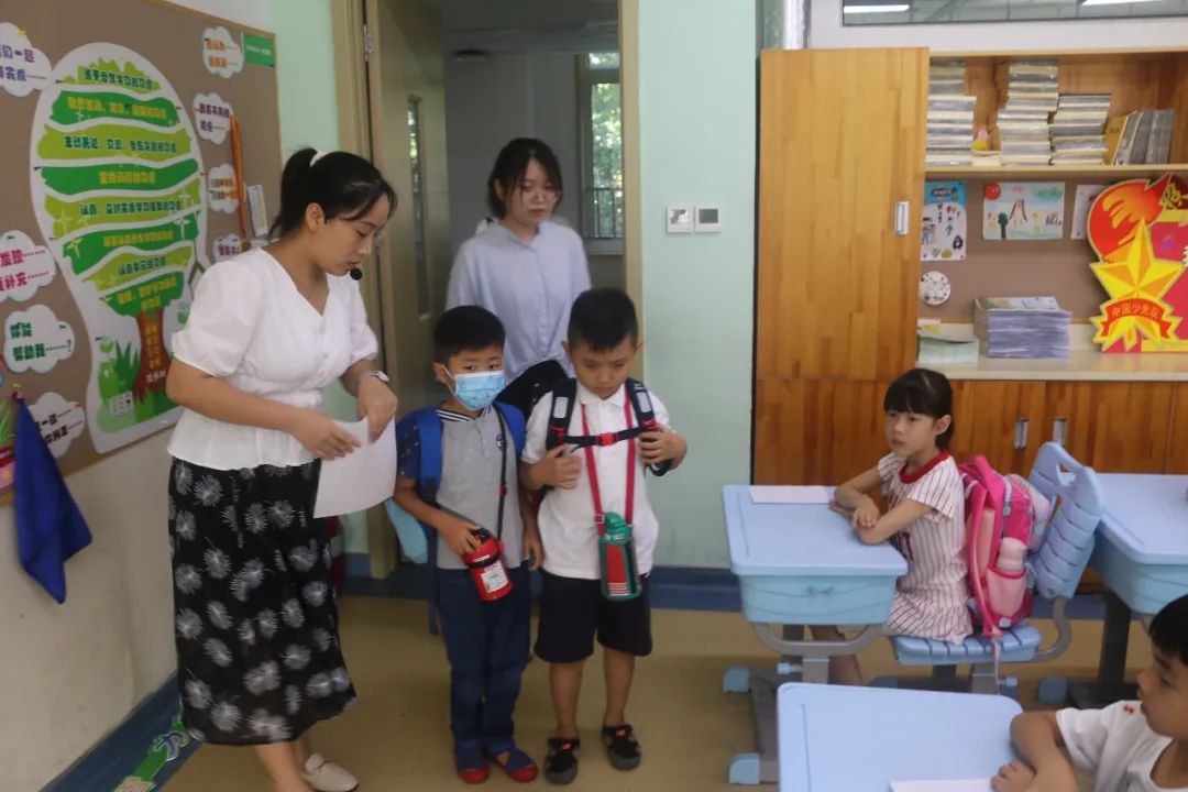 级新生|芽芽成长开启美好 青岛基隆路小学迎来一年级新生