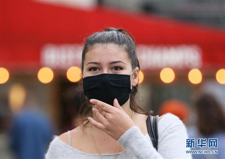 请戴|法国首都巴黎所有公共场所自28日8时起强制佩戴口罩