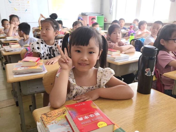 小学|青岛宁安路小学开启新生体验课 “星宝贝”感受小学快乐