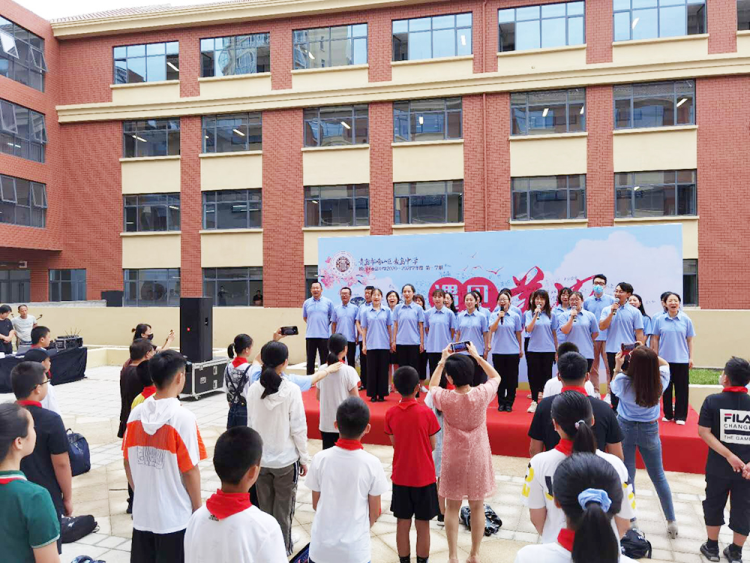 崂山区|新校与“萌新”相遇报到日 青岛崂山区一批新启用中小学迎来“小主人“