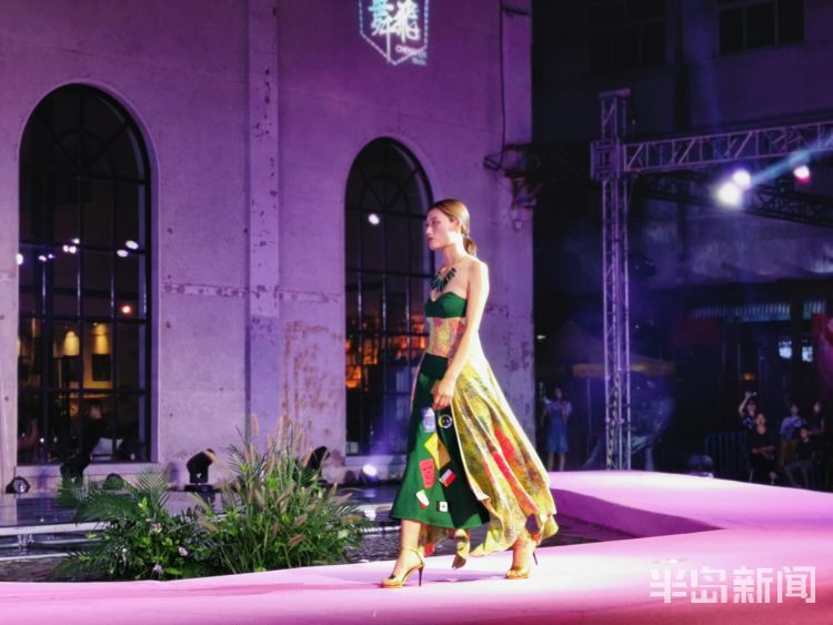 时装周|国际时装周绽放青岛纺织谷 超级牛仔大秀惊艳全场