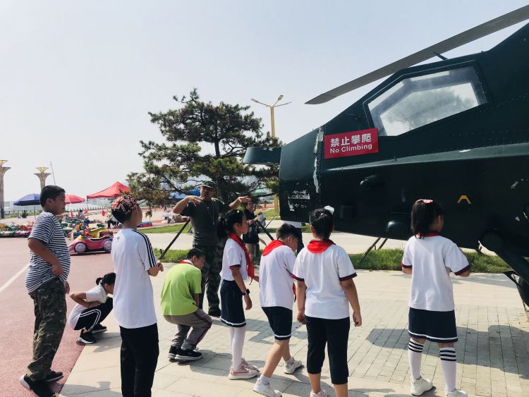 研学|青岛西海岸新区举办红色基因传承军训研学活动