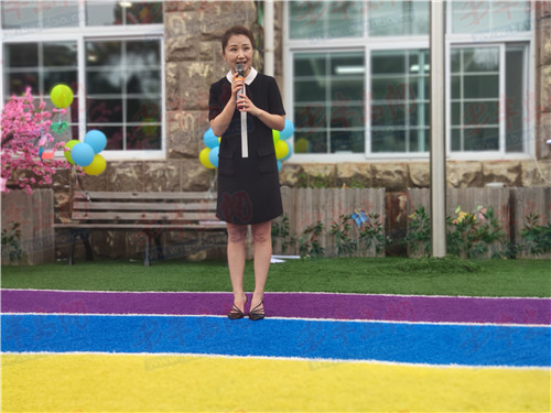 |特别的爱 给开学的你 岛城这所幼儿园的开学典礼太暖心了