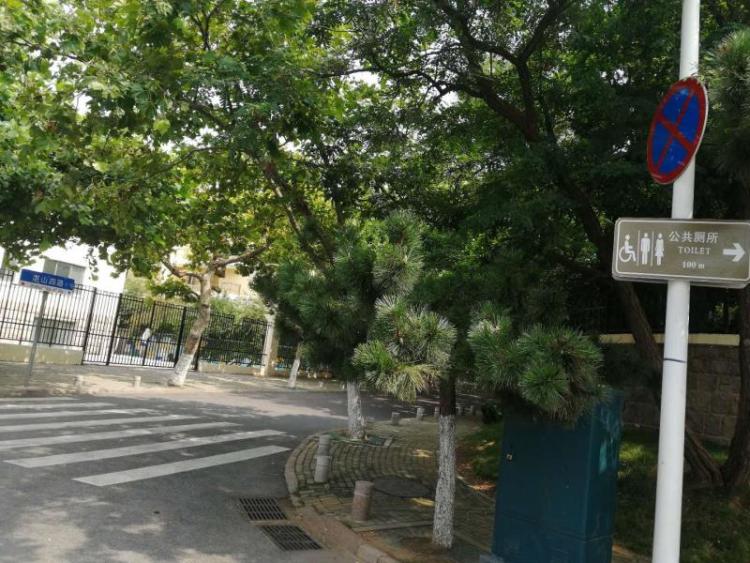 交通标志|市南交警：排查隐患路段 增设交通标志请看仔细