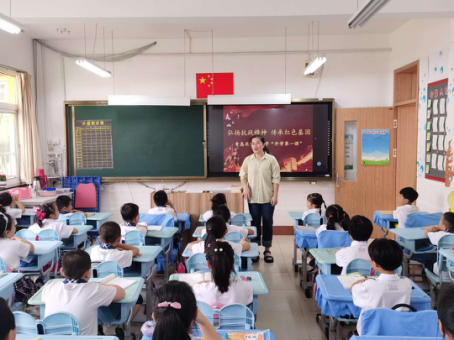 唱国歌|同升国旗同唱国歌，北京路小学迎来新学期