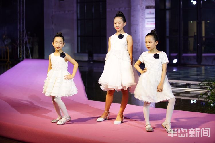 时装周|国际时装周“新锐时尚日”展示“新女性力量”