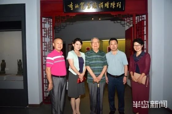 11|李经泽先生再向青岛市博物馆捐赠宝贝 这已经是第28件了