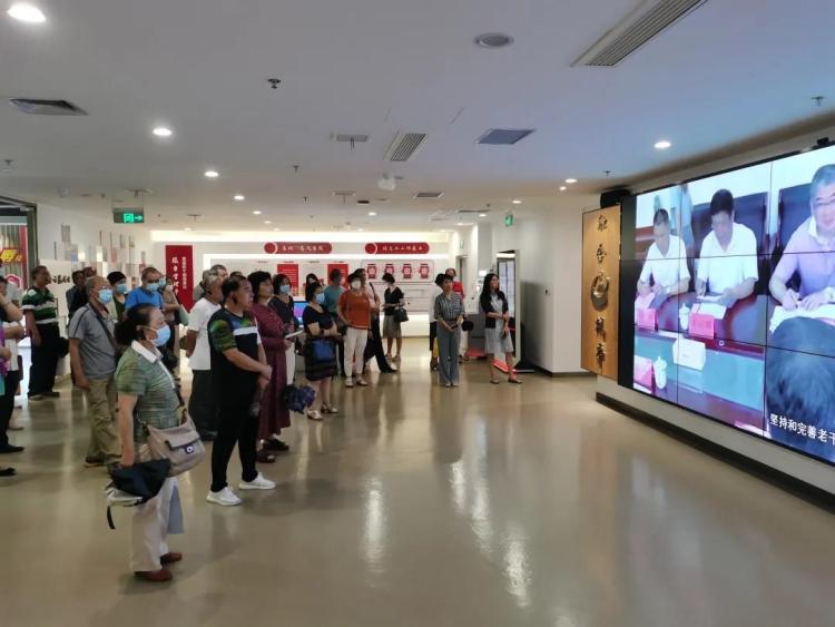 市南区|参观纺织谷追寻时光印记 市南区组织离退休干部开展考察学习活动