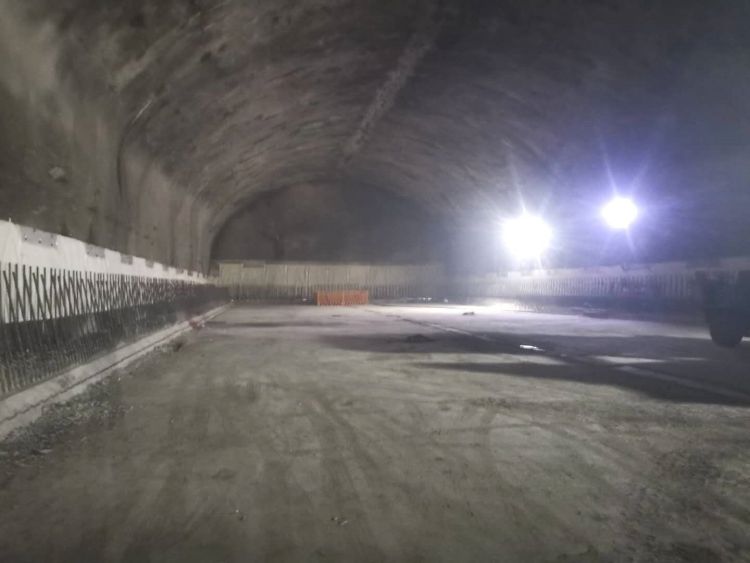 四号线|青岛地铁四号线最长、最难挖、高风险的暗挖区间成功浇筑完成