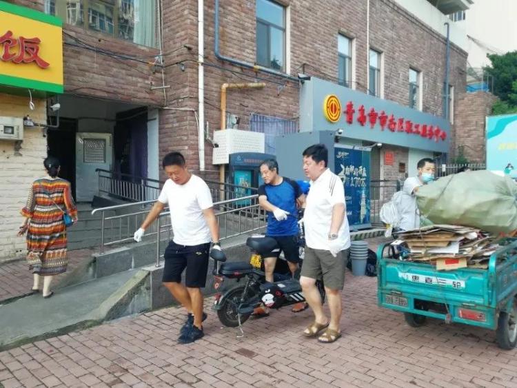 创城|香港中路街道居民走出家门、踊跃参与 真情付出为创城