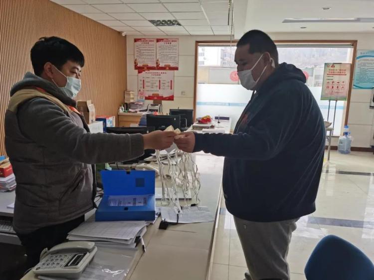 初心|金门路街道最美青年李晓晓：使命牢记 初心如磐 全力抗疫保天山