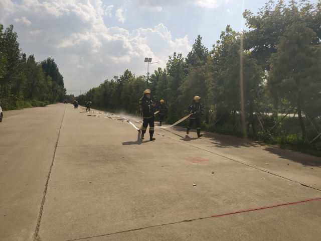 莱西市|以练为战 莱西市消防救援大队积极开展车操训练