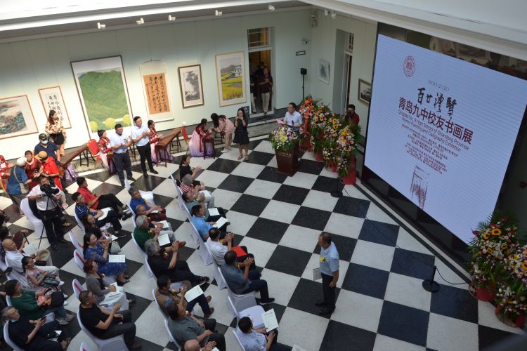 校友|“百廿礼贤”青岛九中校友书画展开幕 礼贤门楼再现校友深情忆母校