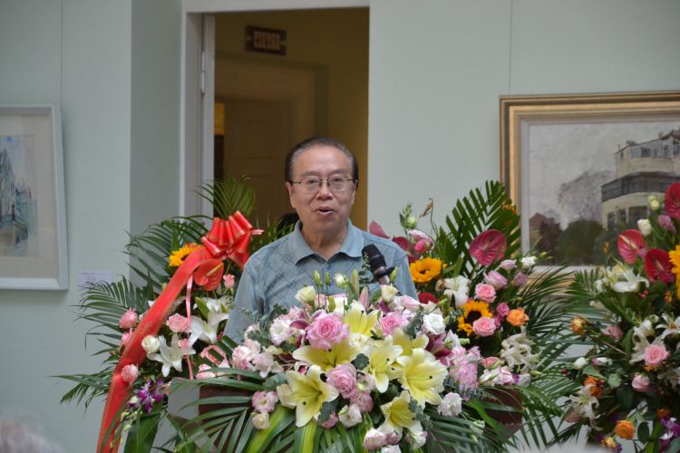 校友|“百廿礼贤”青岛九中校友书画展开幕 礼贤门楼再现校友深情忆母校