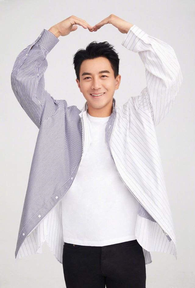 |劉愷威被傳片約不及楊冪 劉父生氣反駁