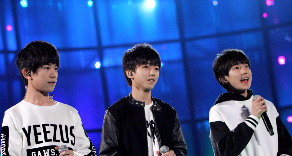 慶生|三小只感情不減 王源易烊千璽同時卡點為王俊凱慶生