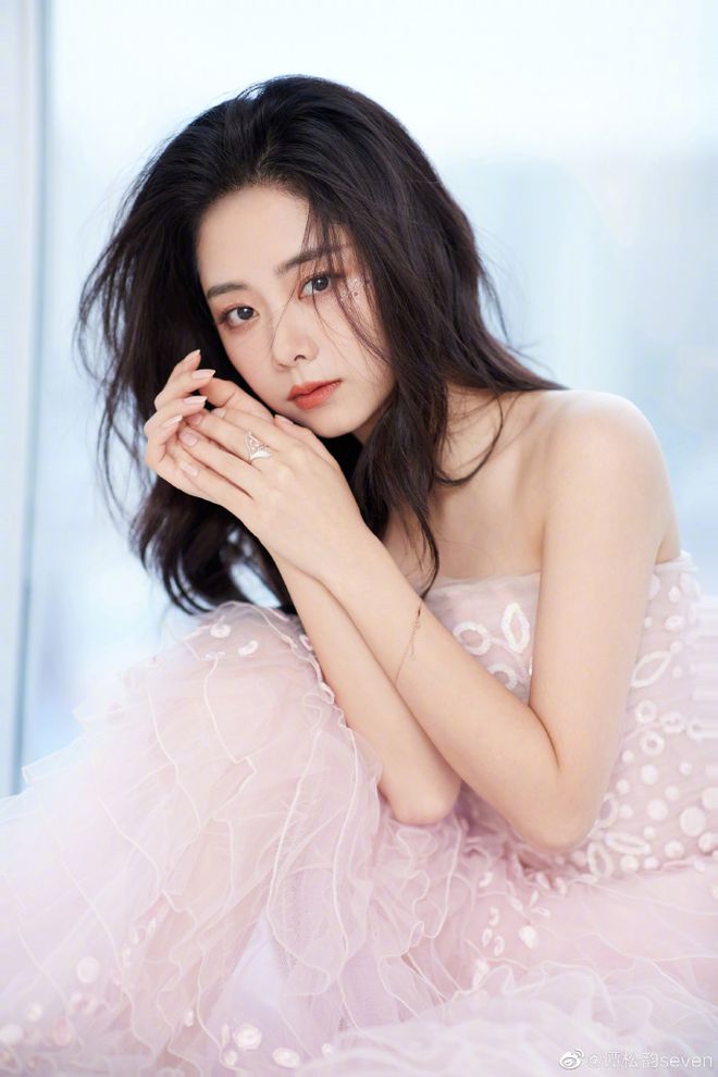 |追星現場！王源買千張林俊杰新專 譚松韻開心連線