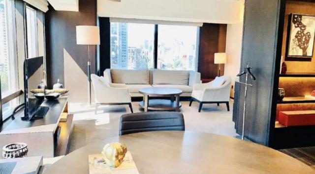 唐艺昕|唐艺昕月子中心曝光，收费天价高达76万，五星级装修定制餐食