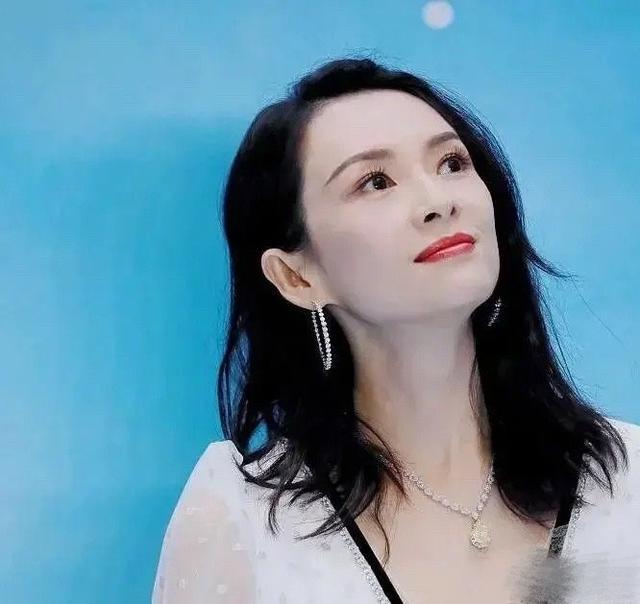 珠宝|章子怡称女儿醒醒从小接触珠宝高定 希望她将来做珠宝设计师