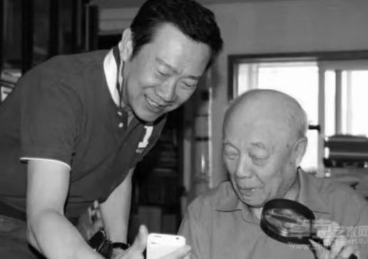 亲传|书法家欧阳中石去世 亲传弟子悼念恩师