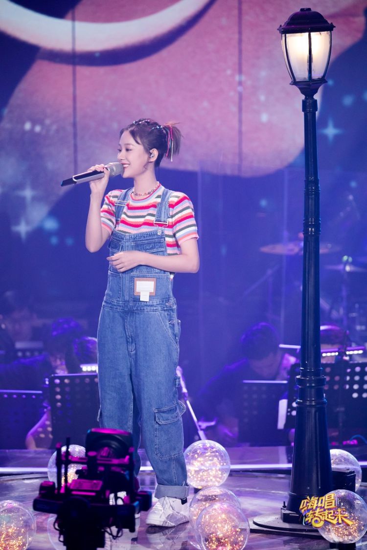 原唱|《嗨唱转起来2》惊喜开箱 《种太阳》原唱带来“教科书式”演出