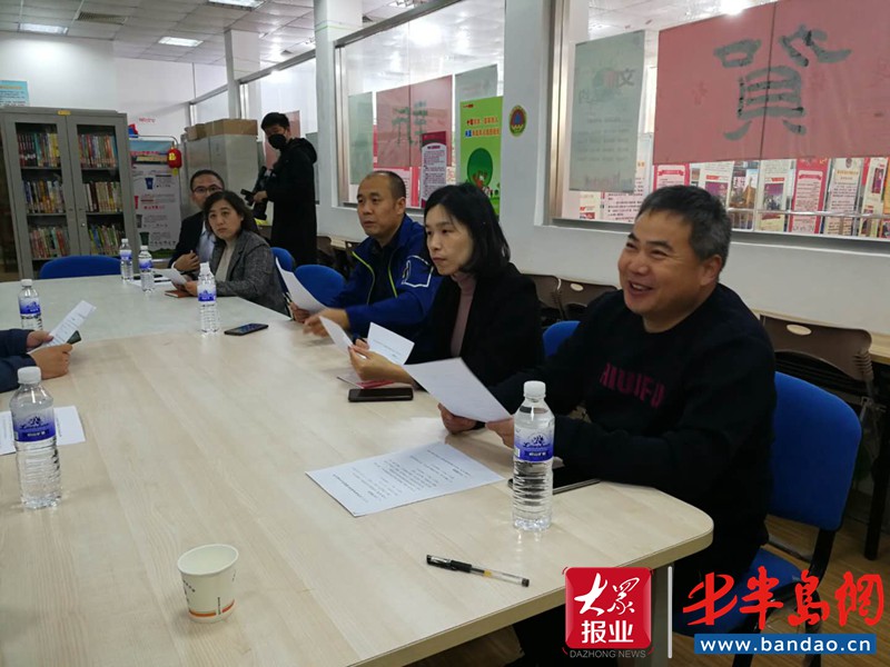 人口普查嗯_人口普查图片