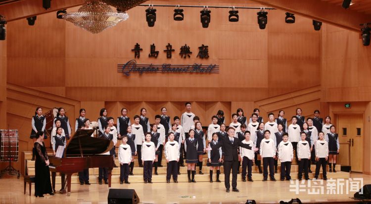 琴岛|管弦齐鸣中西合璧 “琴岛四季·秋”音乐会在青岛音乐厅成功举办