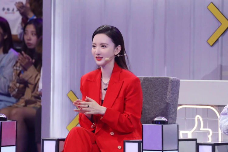 蓝莓|《蓝莓孵化营》项目人短视频再比拼 各事业群重排席位