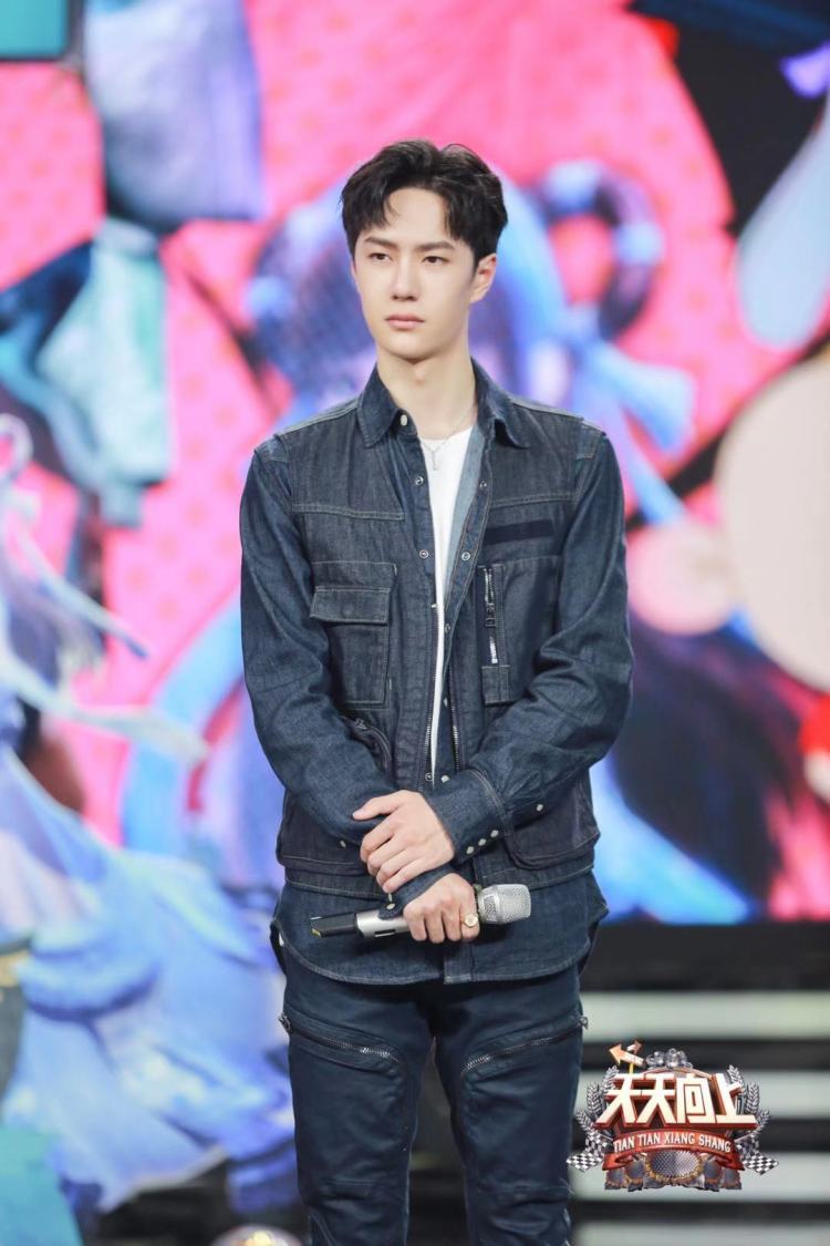 车技|王一博变“撕漫男”秀车技，今晚《天天向上》为国漫“撑腰”！