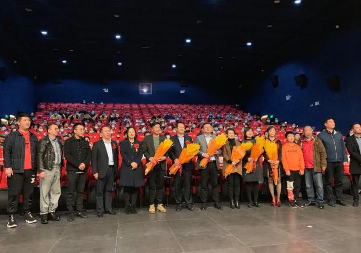 摇滚|莱西首部院线电影《妈妈不再摇滚》即将上映 看看有没有你熟悉的地方