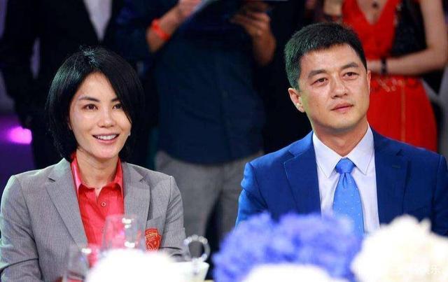 超模|李亚鹏疑似与90后超模有新恋情，女方身材一流曾是选美冠军