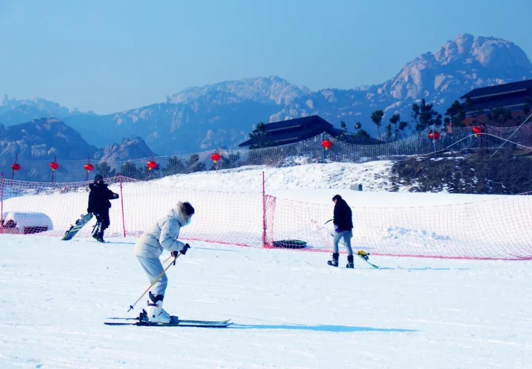 200元滑雪票免费领诸城人冬天的第一场滑雪速速安排起来