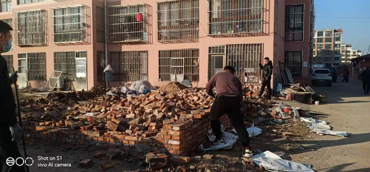 即墨蓝村街道即查即拆显成效